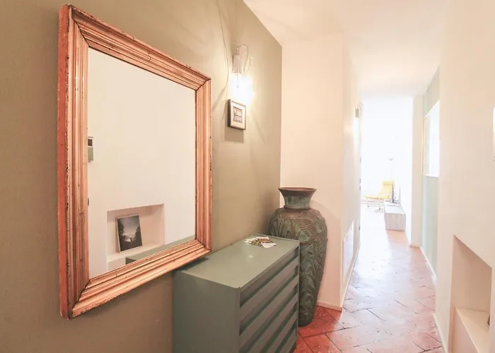 La Perla Del * Донго