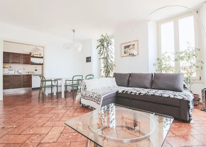 La Perla Del * Донго